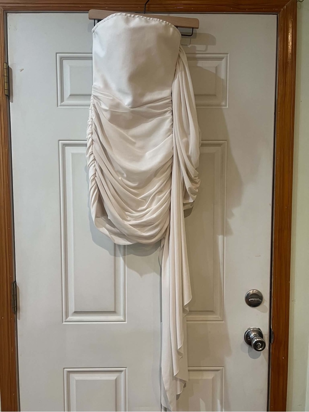 Elliatt Strapless Ruched Mini Dress Drape Size XS